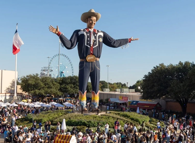 Big Tex statue at the Texas State Fair in Dallas, marking the traditional late September timing when North Texas temperatures begin to cool and fall weather approaches.